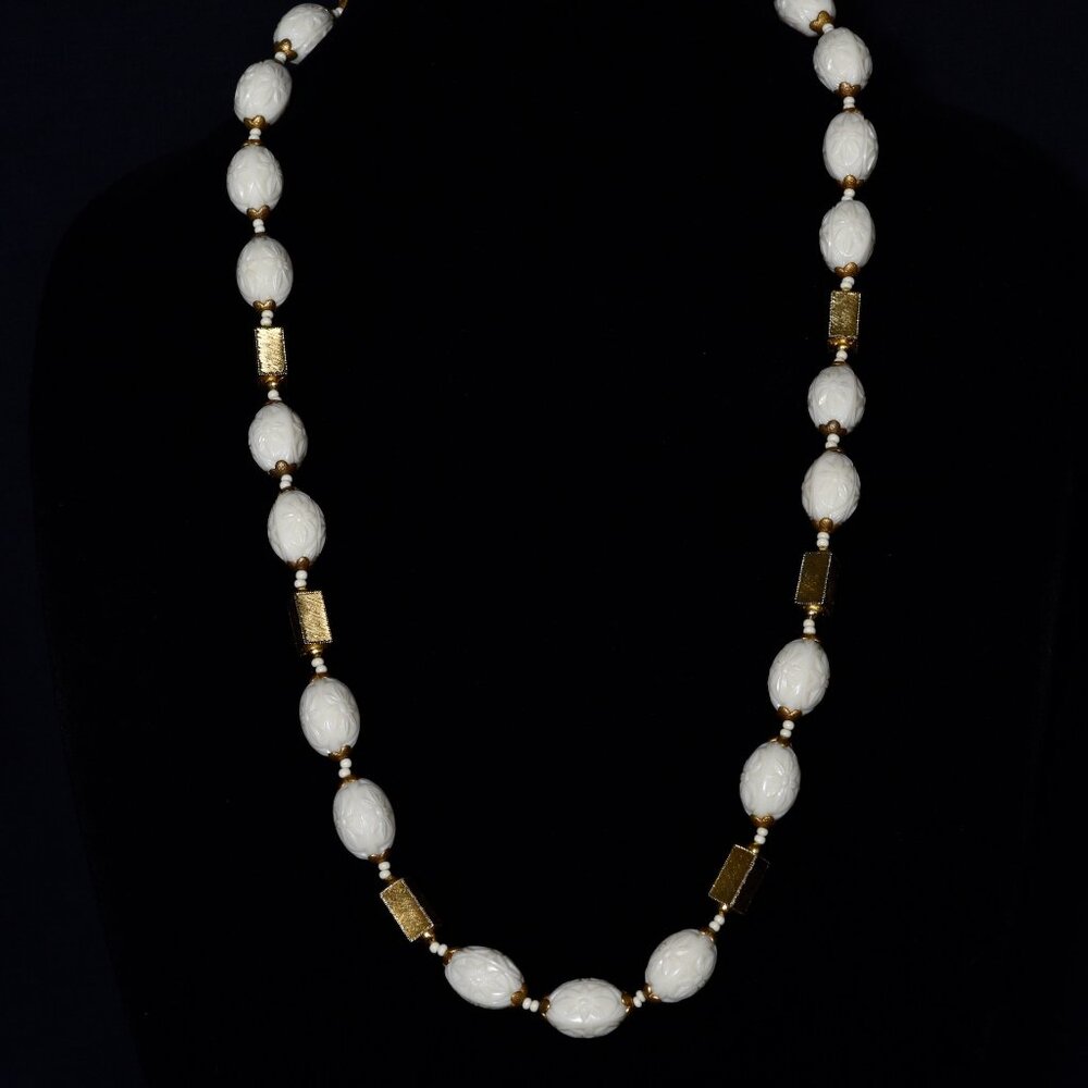 Miriam Haskell 1930's Necklace Featuring Carved Floral Bakelite Beads - Signed